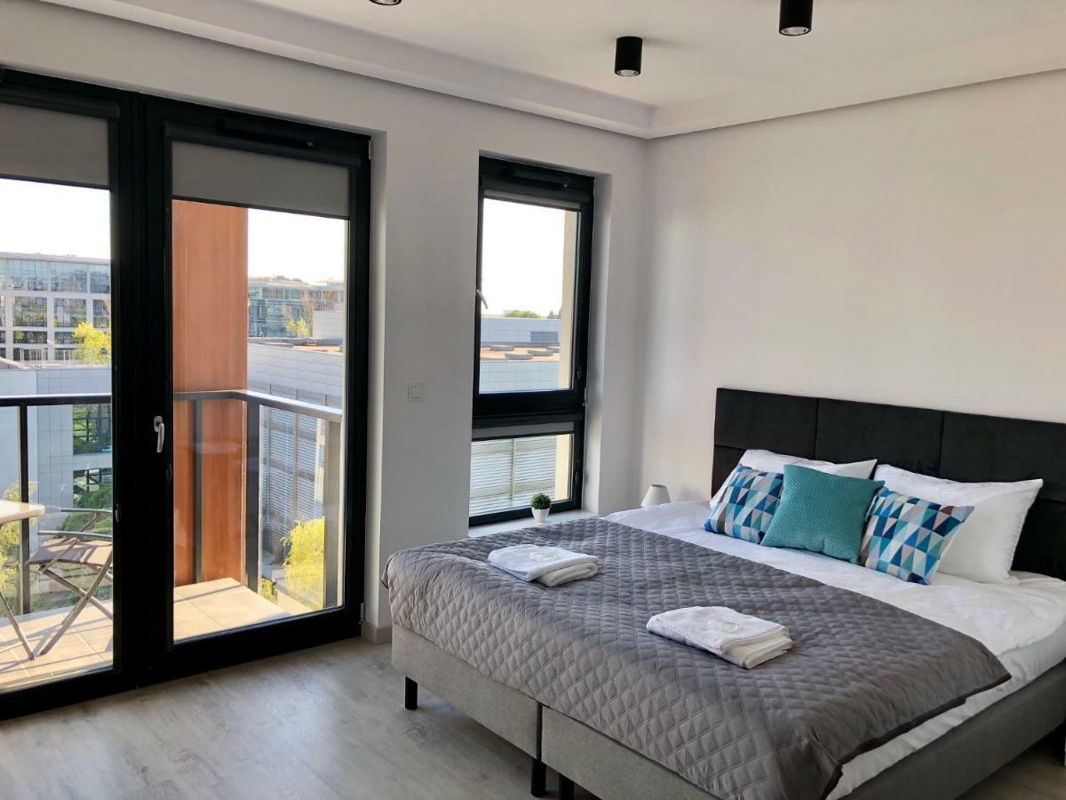 Living Point Residence ワルシャワ エクステリア 写真